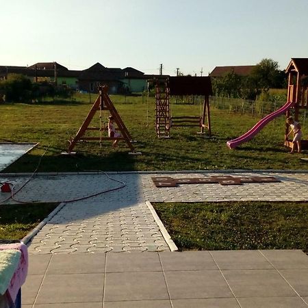 Pensiunea Soli Deo Gloria Sarmasag Bagian luar foto